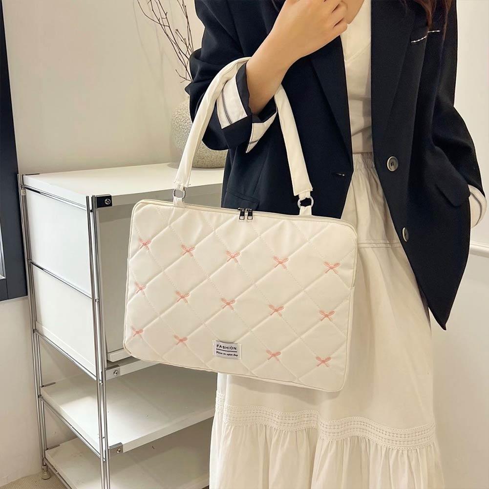 耐衝撃性ノートパソコンバッグ 可愛いリボン刺繍入りノートパソ - Laptop Sleeve のレビューと価格